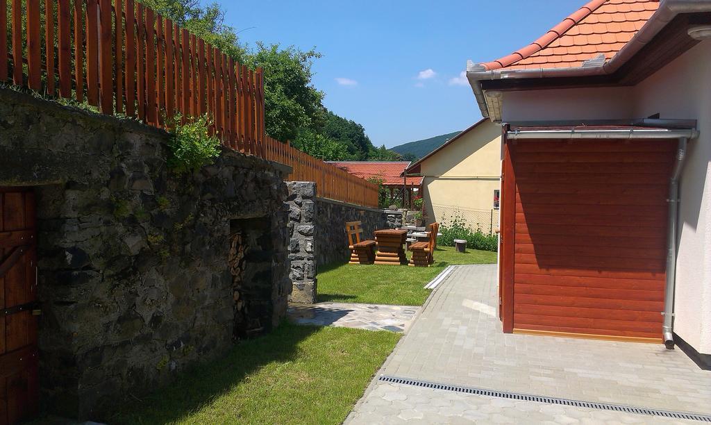 Hotel Macskako Vendeghaz Somoskoujfalu Zewnętrze zdjęcie